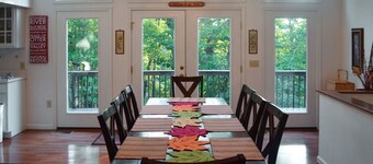 Maple Highlands: Under 1 Mile to Lift! Mountaintop Estate with 2 Scenic Decks