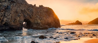 Ocean & Mountain View Home - Walk to Trails, Beach, Family Activities