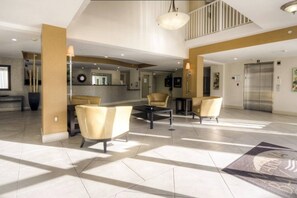 Lobby - Le Marina Bay 801 STR-01477 (Sunny Isles Beach)
