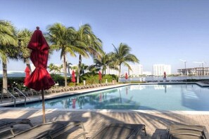 Pool - Le Marina Bay 801 STR-01477 (Sunny Isles Beach)