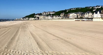 TROUVILLE 3 Bdrms 65m2 SPLENDID AND CLEAR VIEW, BATHED IN LIGHT