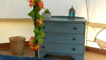 Huisje, 1 queensize bed | Interieur