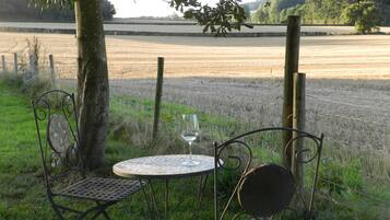 Cabin, 1 Queen Bed | Property grounds