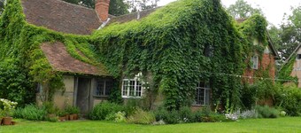 Comfy 4m -bed Bell Tent With Great Views