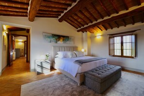 3 Schlafzimmer, Bügeleisen/Bügelbrett, Reisekinderbett, kostenloses WLAN