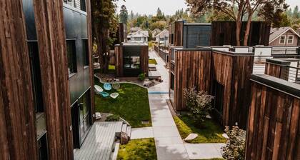 Unique 3 Bed 2 Bath Full Wood Home, Pet-friendly