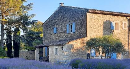 MAS DES LAVANDES, plaine de Gordes - Piscine PRIVEE