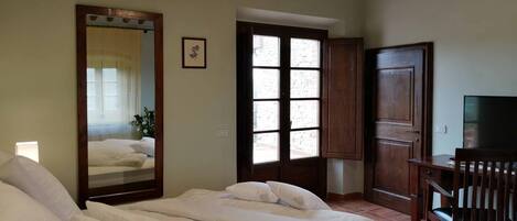 1 室のベッドルーム、WiFi、ベッドシーツ