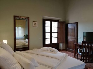 1 camera, Wi-Fi, lenzuola