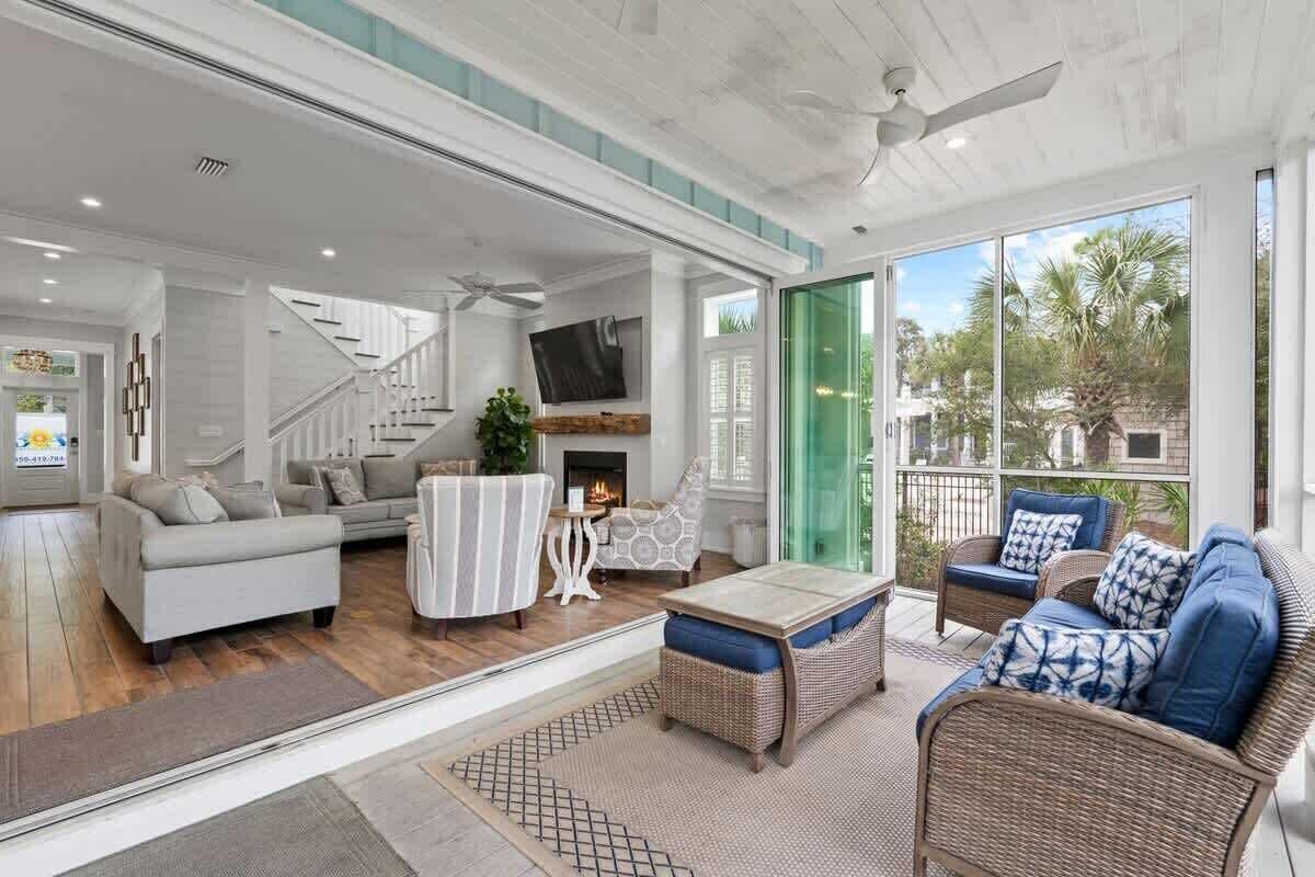 Televisión y oficina 