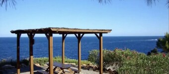 Lovely apartment with garden | Walking distance to Cala Llenya