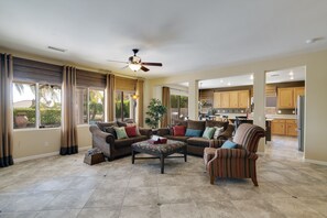 Smart TV, fireplace, table tennis