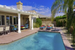 Outdoor pool, a heated pool - PRIVATE/POOL/SPA/CASITA/SNOWBIRD/COACHELLA/GAMEROOM/PETOK (Indio)