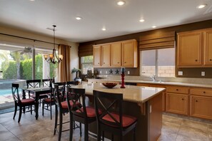 Dining - PRIVATE/POOL/SPA/CASITA/SNOWBIRD/COACHELLA/GAMEROOM/PETOK (Indio)