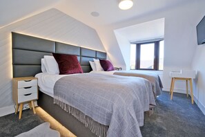 Exclusive House, Private Bathroom - Ben Shea Smart Home (Keith)