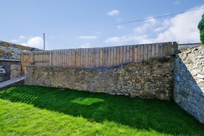Maison exclusive, salle de bain privée | Jardin