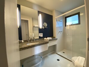 Bathroom sink - Apartamento Conforto - Itaim Bibi (São Paulo)