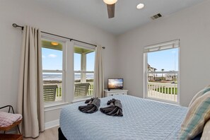 5 bedrooms, iron/ironing board, travel crib, free WiFi