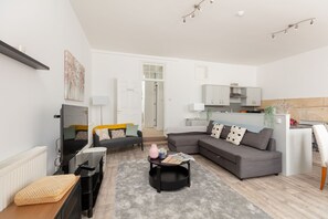 Interior - Portland Place in Bath (Bath)