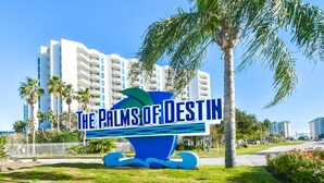 Unclassified image, 5 of 36, button - Family-Friendly Condo w/ Fun Amenities & Onsite Restaurant in Central Destin! 🌊 (Destin)