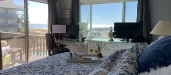 Expansive Ocean View: Luxury, Comfort, at the Beach, Family & Budget Friendly!