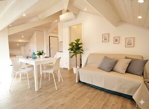 Studio | Living area | TV - Appartamento Croce di Malta (Imperia)