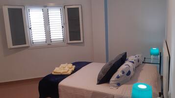 2 dormitorios, tabla de planchar con plancha, wifi y ropa de cama