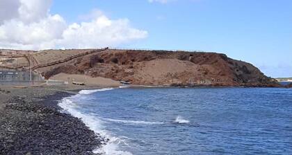 Holiday home a few minutes from the airport