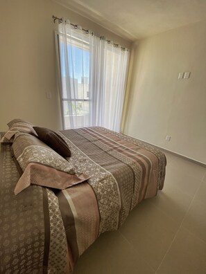 3 bedrooms, WiFi - Cozy Family Vacation Home near the beach (Playa del Carmen)