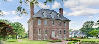 Two Bedroom Deluxe, Upstairs, Luxury Condo, Williamsburg, Virginia (2215622)