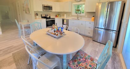 "PARKER PLACE" Southern Leelanau county, 10 minutes from down town Traverse city