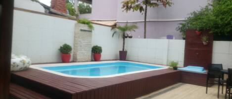 Piscina interna, piscina aquecida