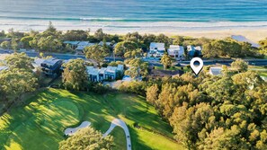 Exterior - FREE NIGHT. Pay for 2 stay for 3 (Mollymook Beach)