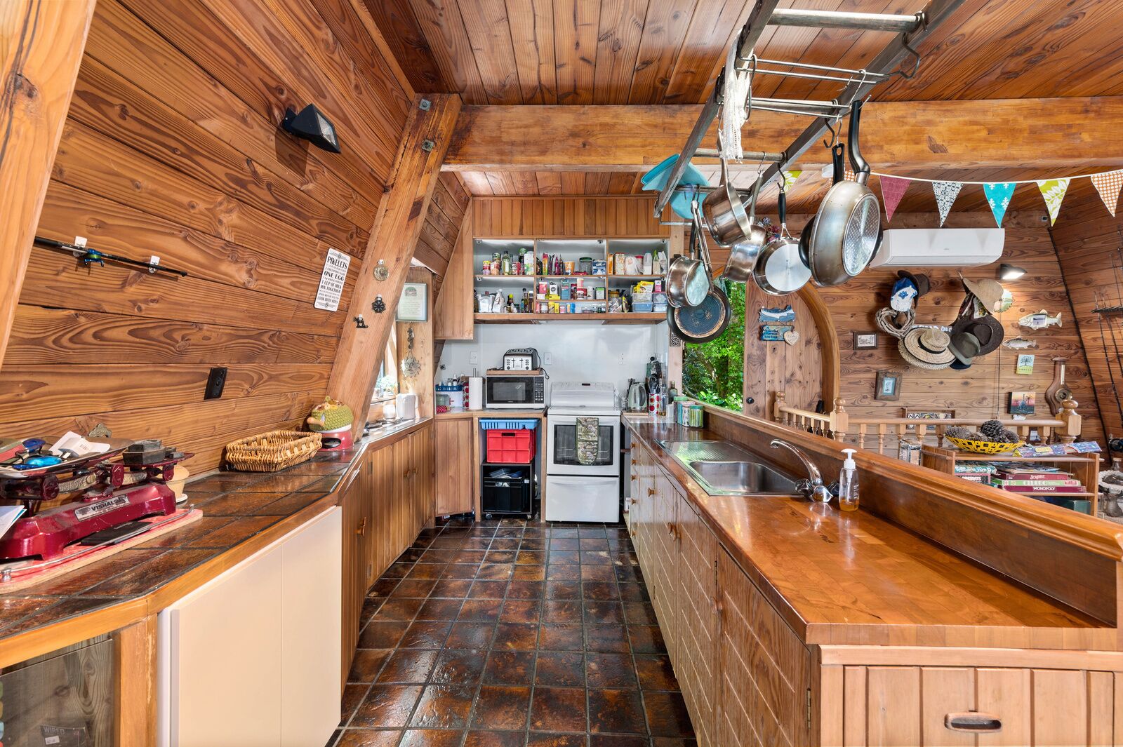 Fridge, microwave, oven, electric kettle