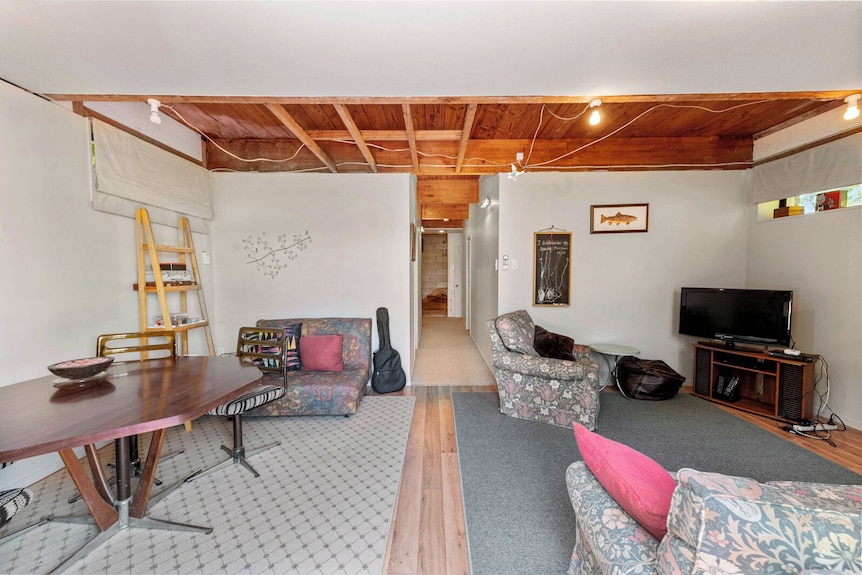 A Character 1960 Scandinavian Holiday Home - Great For Families And Pets. - Rotorua