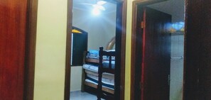 2 habitaciones, wifi y ropa de cama 