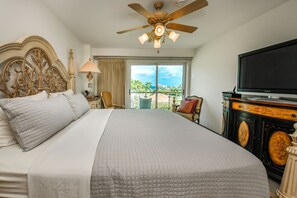 2 bedrooms, in-room safe, desk, iron/ironing board - Beachfront Oceania 2BR condo on crystal-clear waters &white sands of Eagle Beach (Oranjestad)