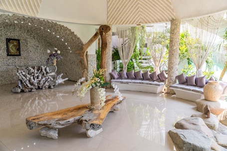 Lobby sitting area. Hotel Pasión de Luna