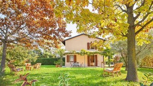 Property grounds - VILLA ROSMARINO - with a very huge garden (Lazise)