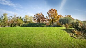 Property grounds - VILLA ROSMARINO - with a very huge garden (Lazise)
