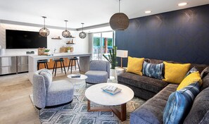 Fernseher, Stereoanlage