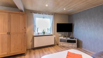 3 多间卧室、熨斗/熨衣板、免费 WiFi、床单