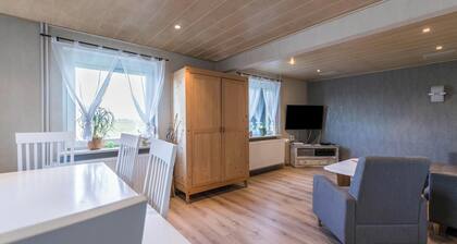 Cozy Vacation Home "Nordseerobbe" by the Sea with Wi-Fi