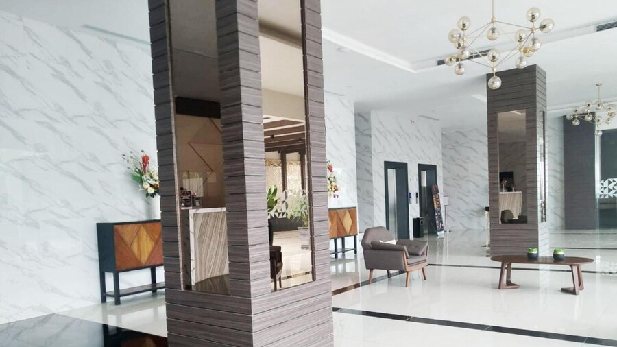 Zenith Premiere Hotel Baubau