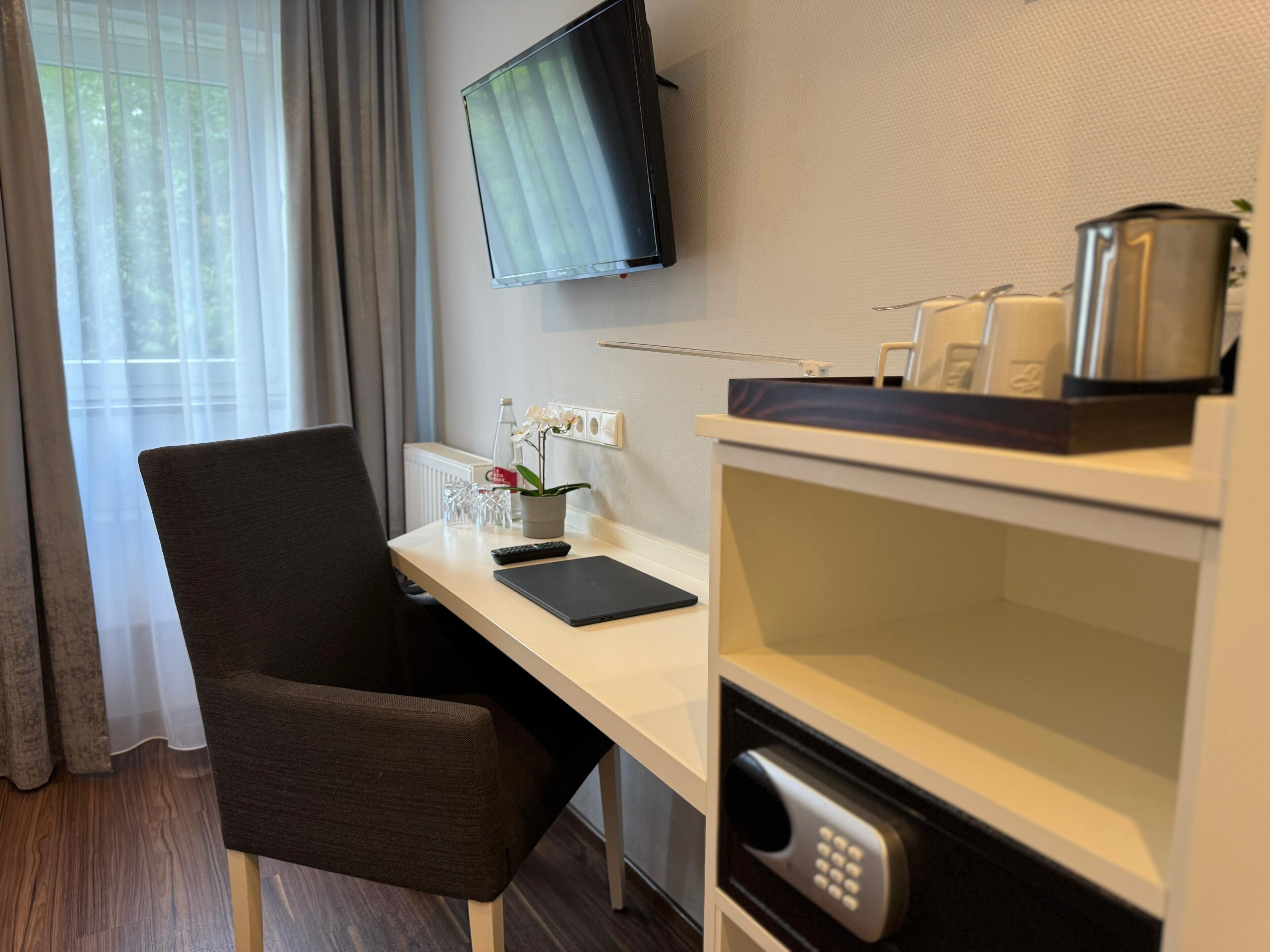 superior single room | 1 bedroom, premium bedding, in-room safe, individually decorated