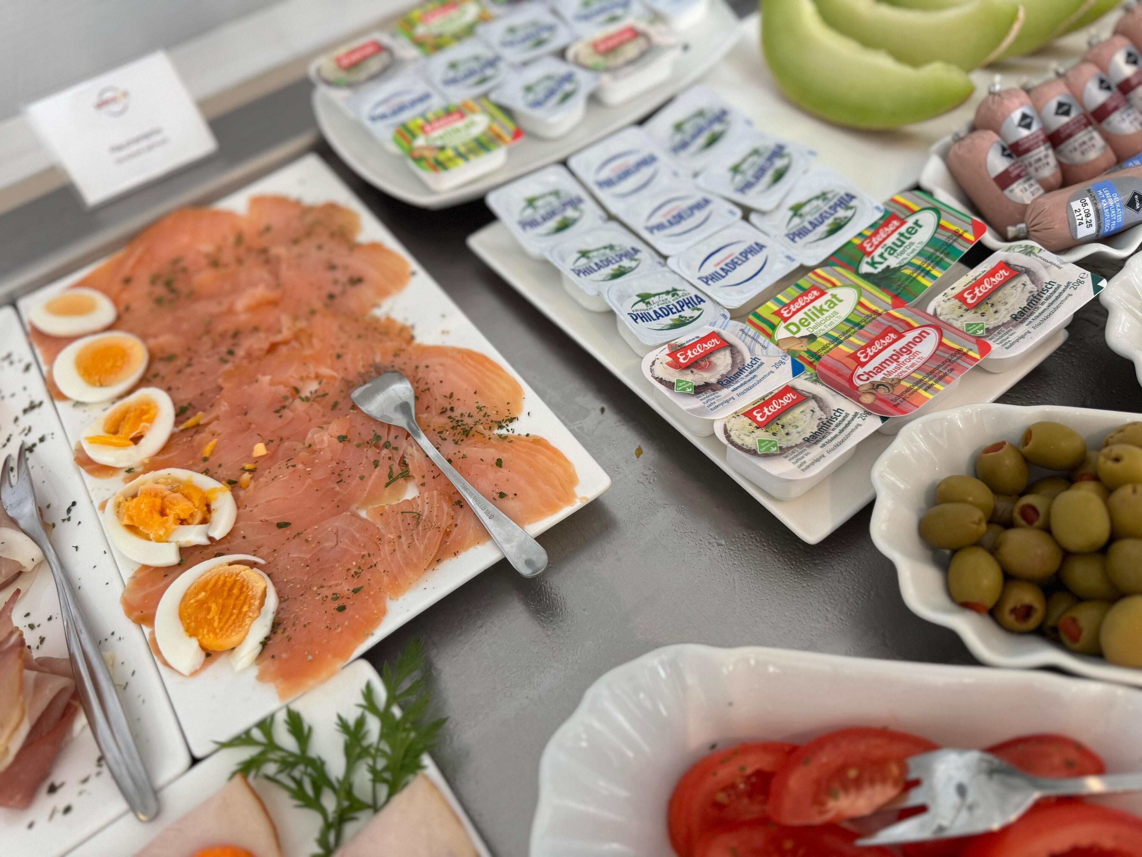 뷔페 아침 식사