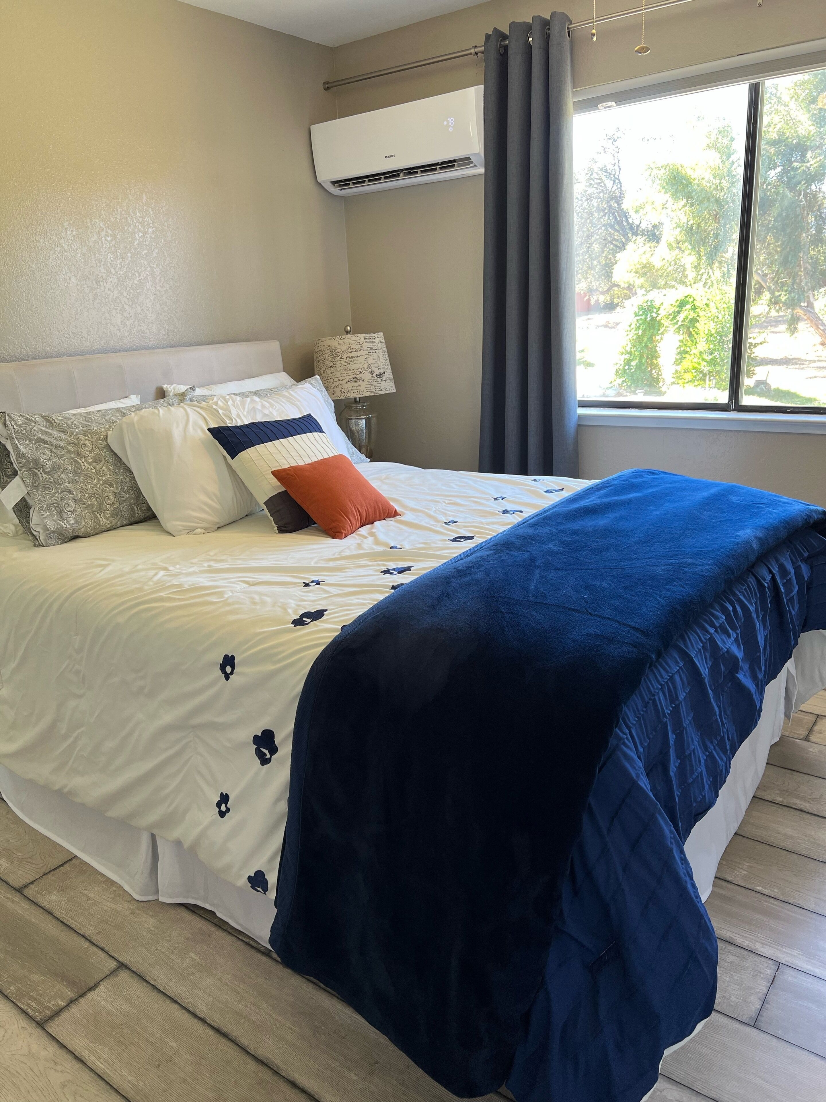 1 多间卧室、熨斗/熨衣板、免费 WiFi、床单