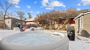 室外 SPA 浴池