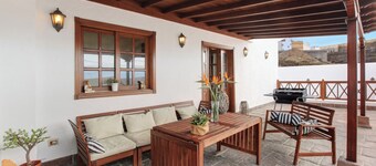 Vacation Home “Rincón de Daute” with Sea View, Mountain View, Pool, Wi-Fi & Terrace