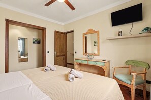 3 habitaciones, tabla de planchar con plancha y wifi gratis 